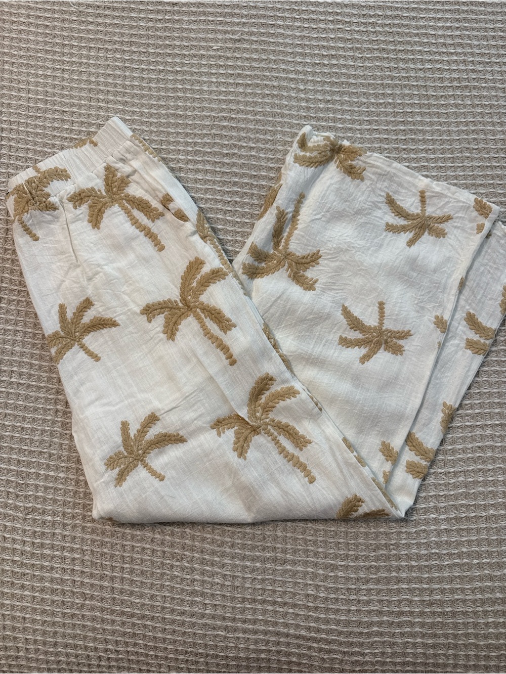 Women’s Linen Pants with Palm Embroidery
